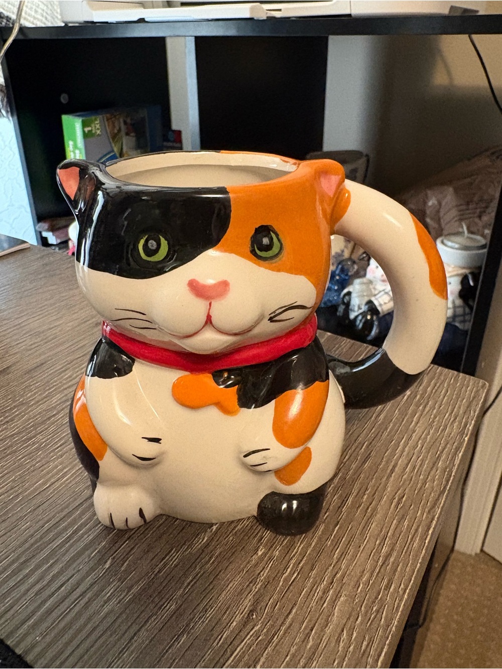 Pier 1 Calico Cat Ceramic mug in Orange, Black, White